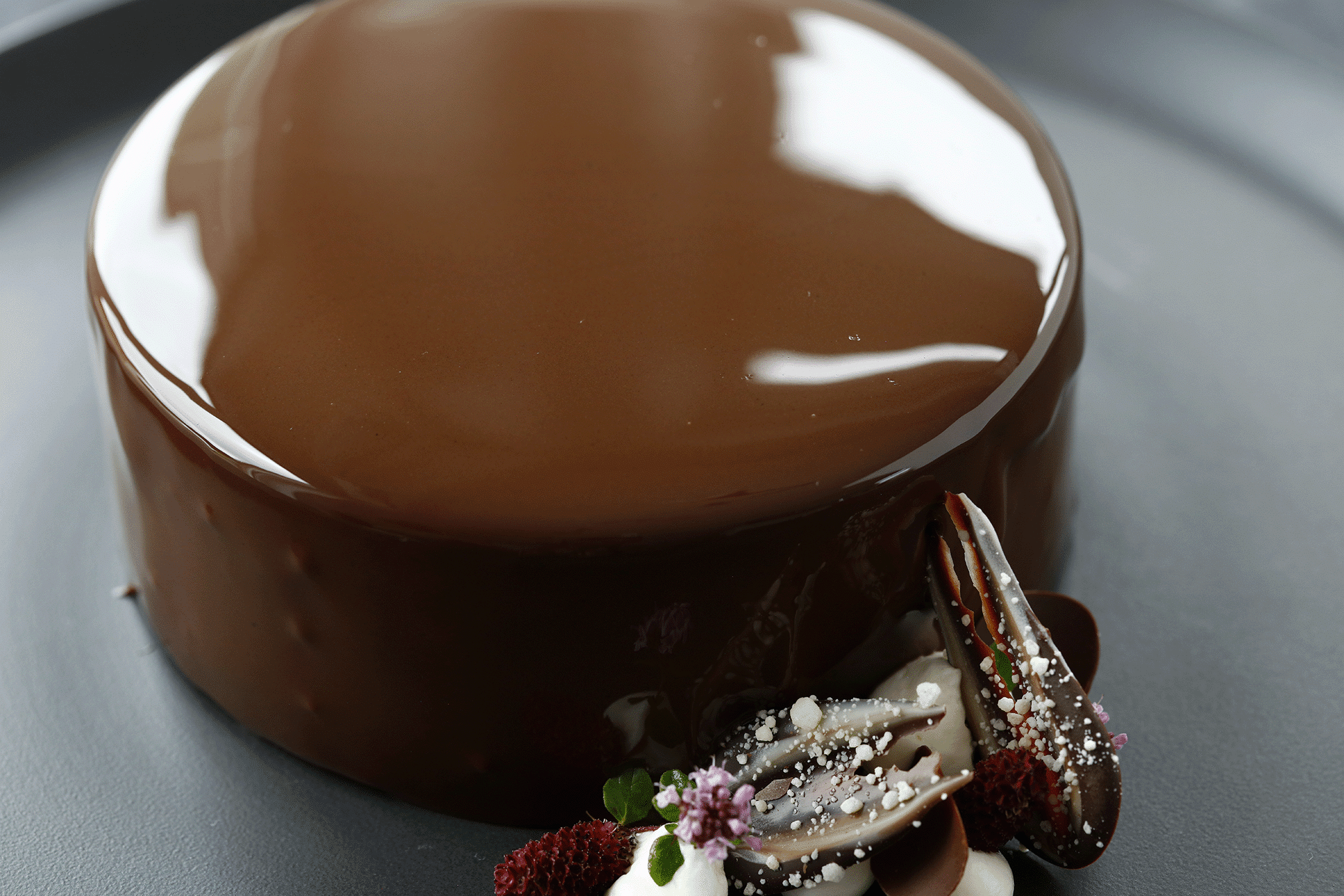 2023 08 Mirror Glaze 42